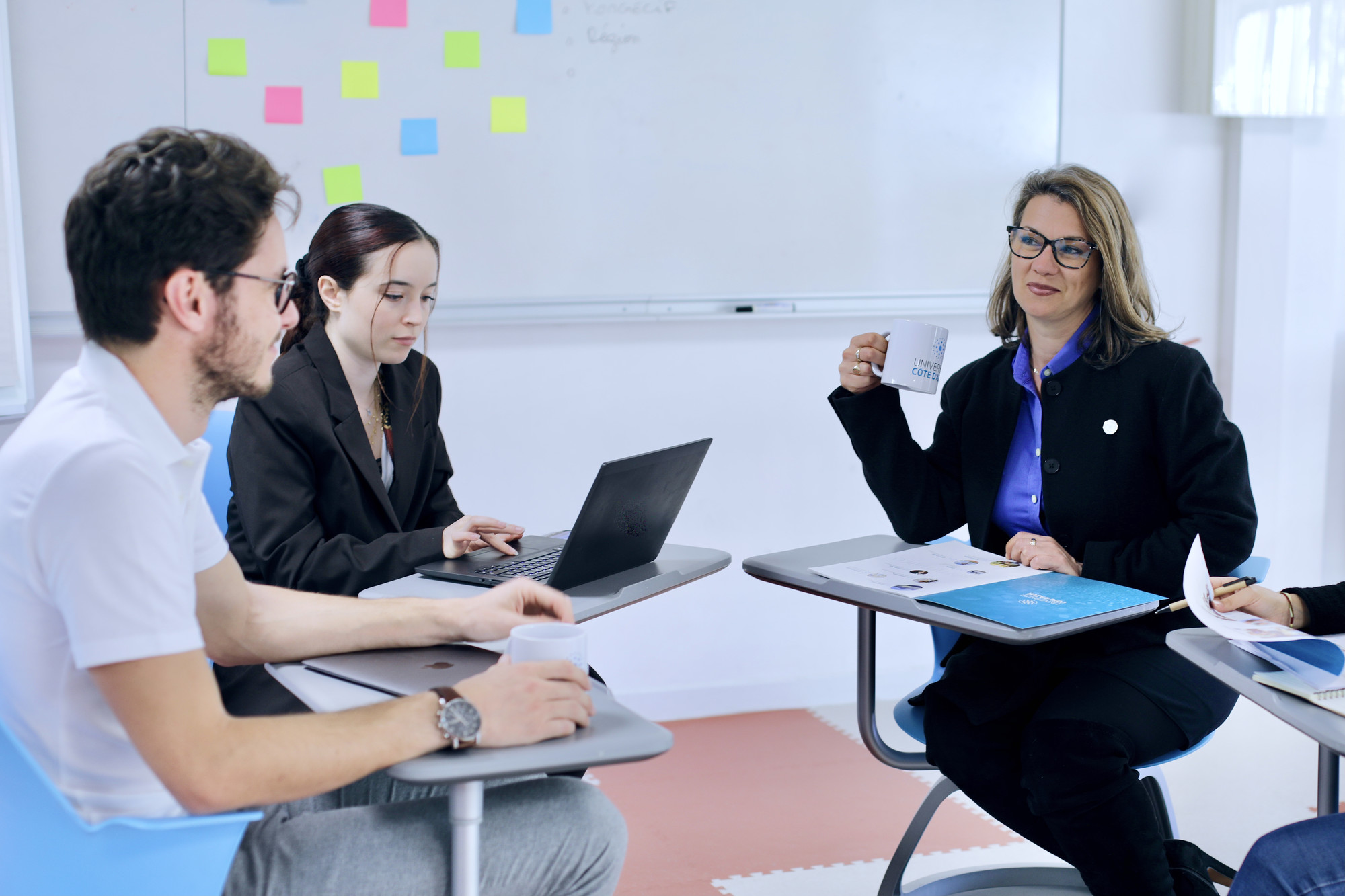 Page d'accueil de l'espace numérique de travail de l'université de Nice affichée sur un écran d'ordinateur